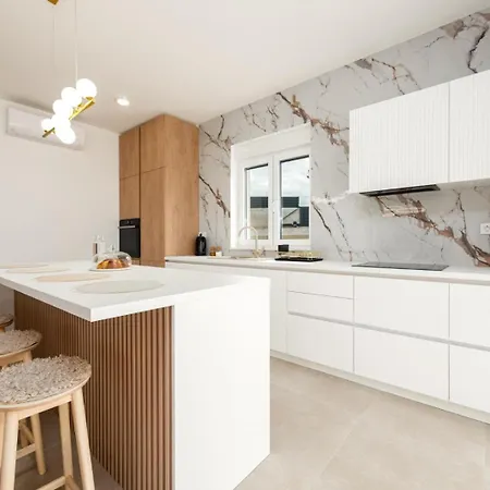 Vila Infinity Rtina