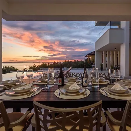 Vila Infinity Rtina